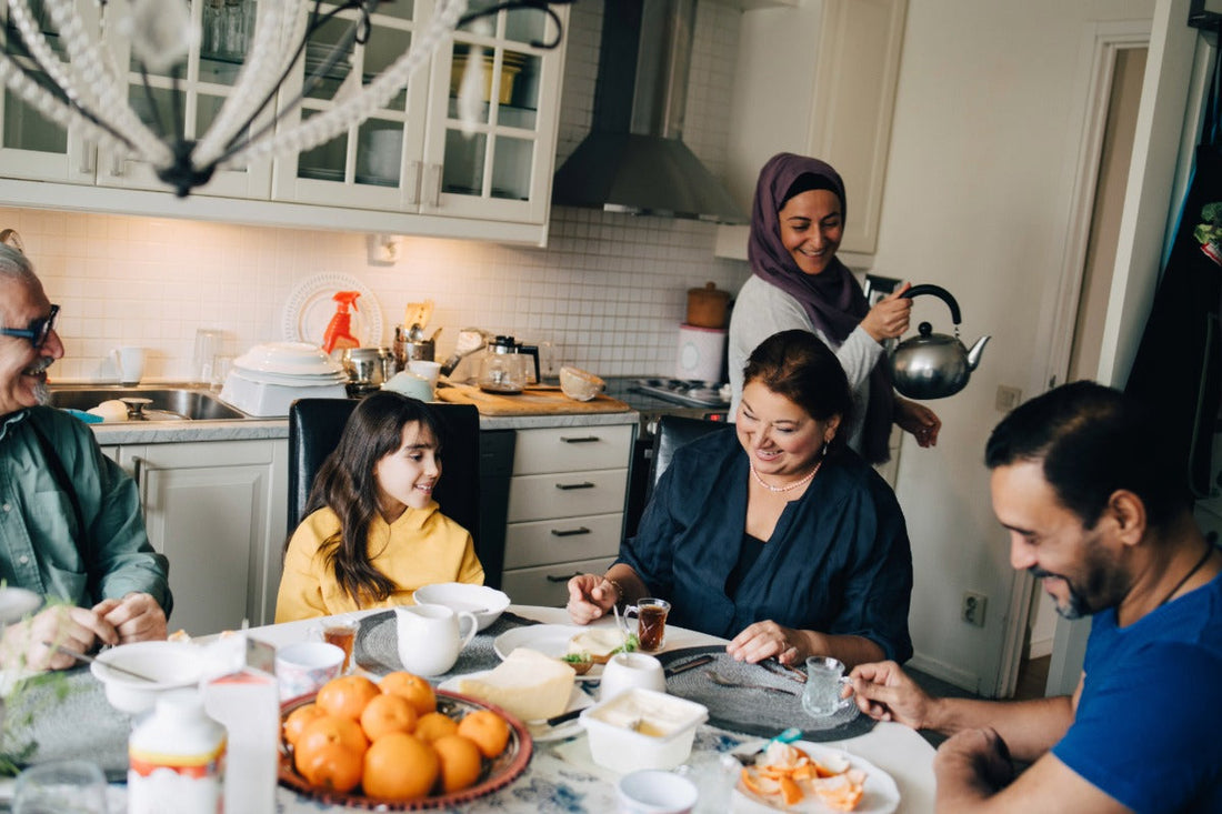 How to Help Aging Parents Stay on Track With Their Medications: Gentle Tips & Tools