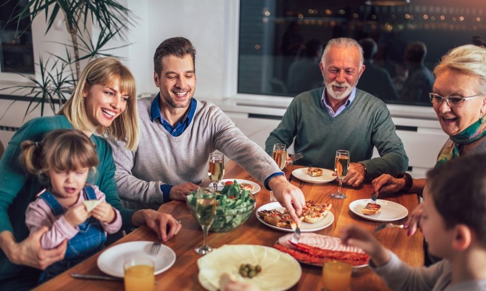 Multi-generation-family-enjoying-peace